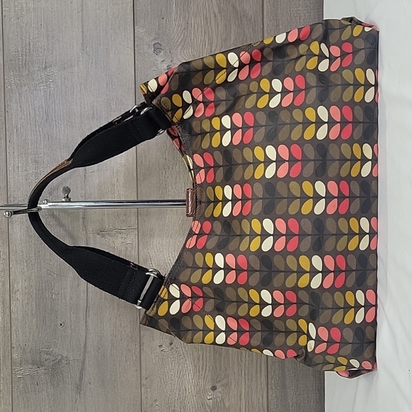 Orla Kiely Bags Orla Kiely Leaf Print Coated Canvas Shoulder Bag Poshmark
